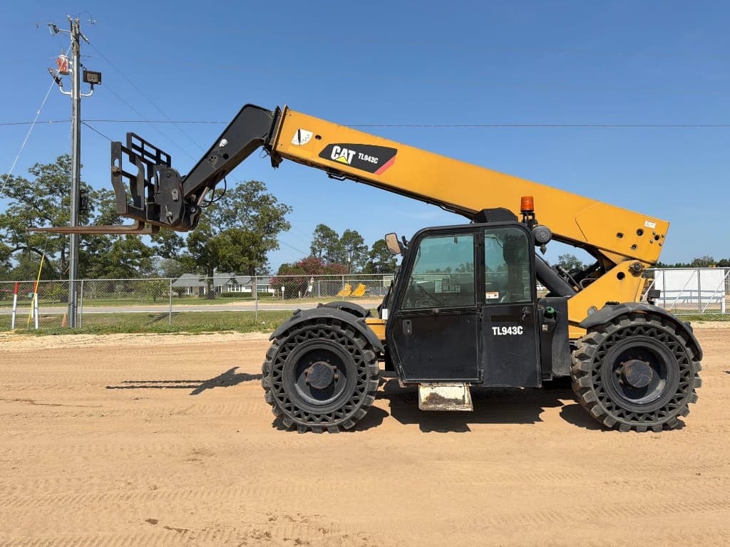 2014 CATERPILLAR TL943C â€” photo 1