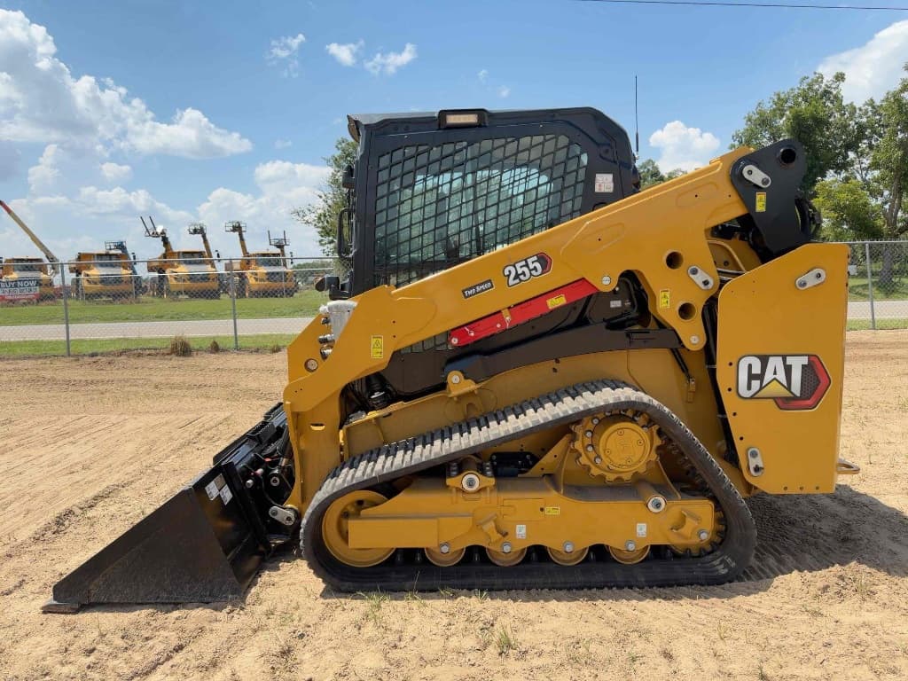 2025 CATERPILLAR 255 â€” photo 1