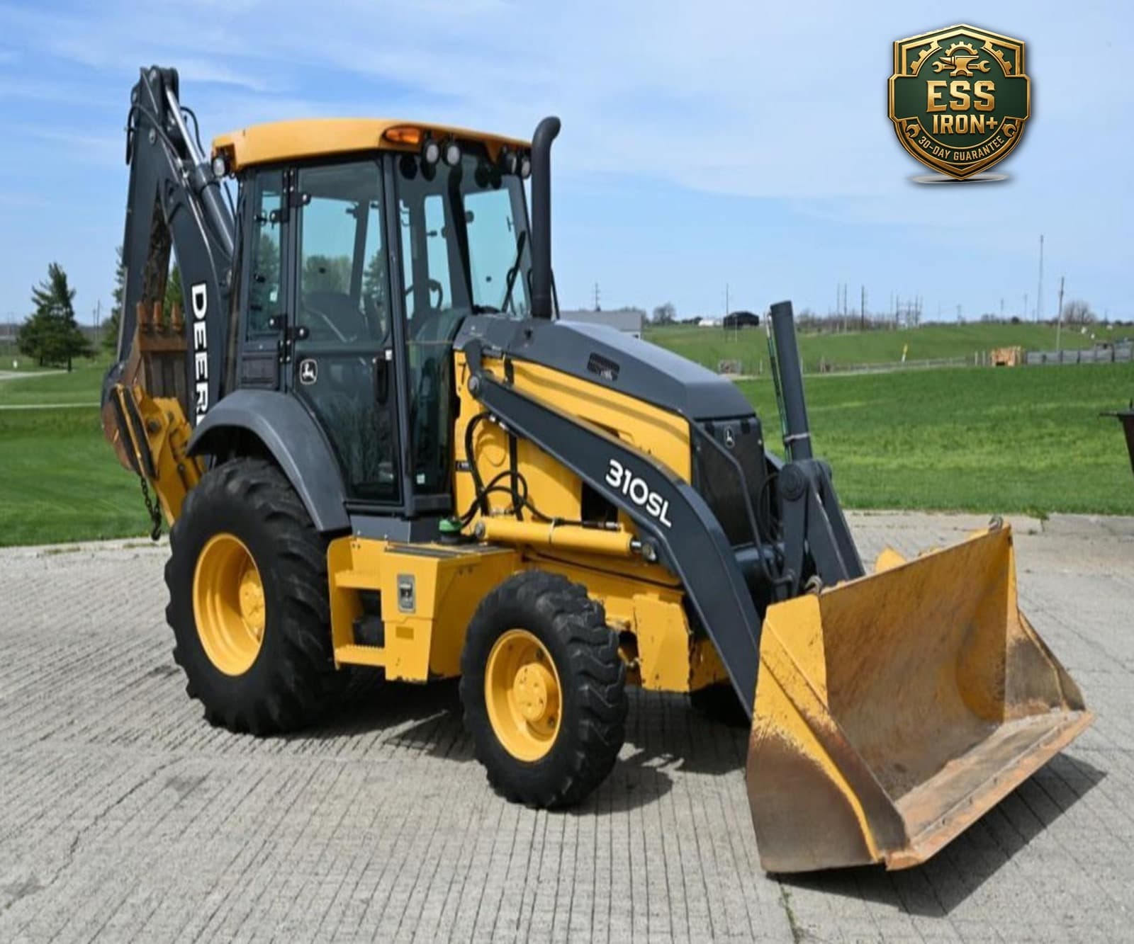 2015 JOHN DEERE 310SL â€” photo 1