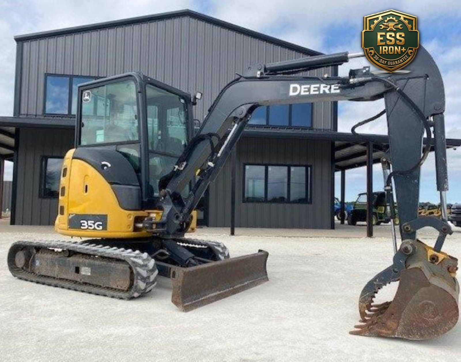 2017 DEERE 35G â€” photo 1
