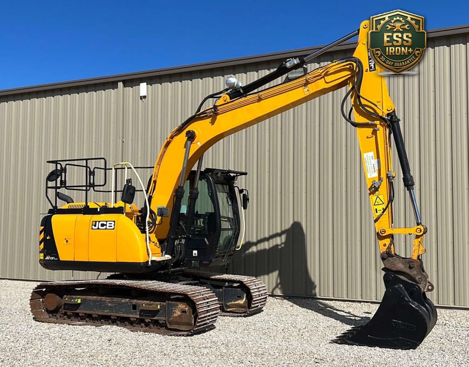 2018 JCB JS131LC â€” photo 1